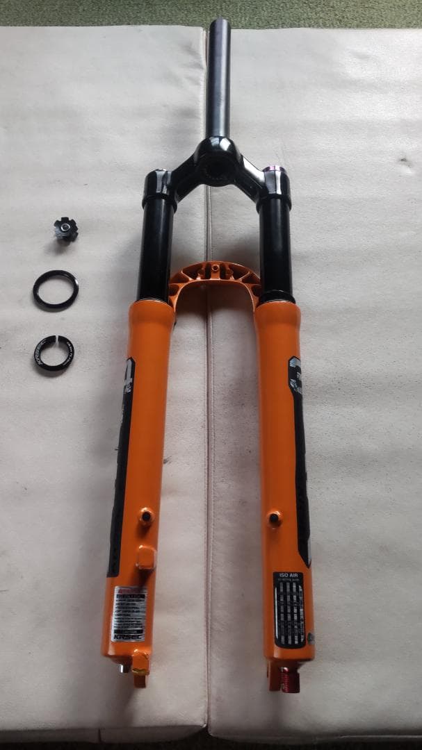 自転車のサスペンション