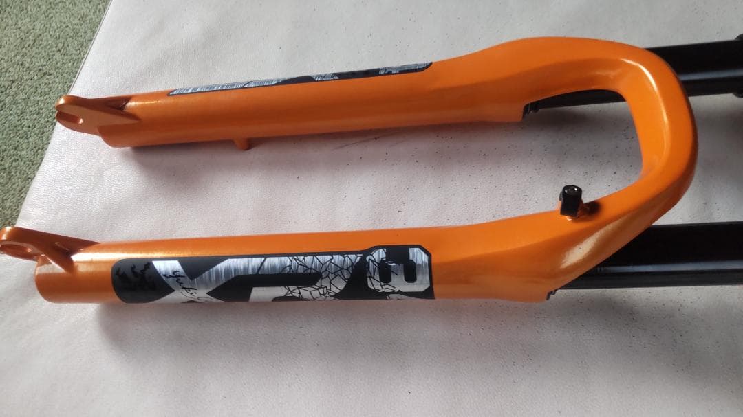 自転車のサスペンション