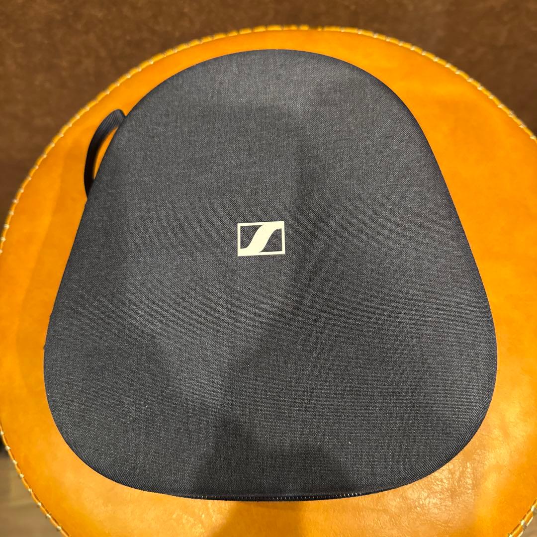 極美品！　ゼンハイザー　MOMENTUM 4 Wireless