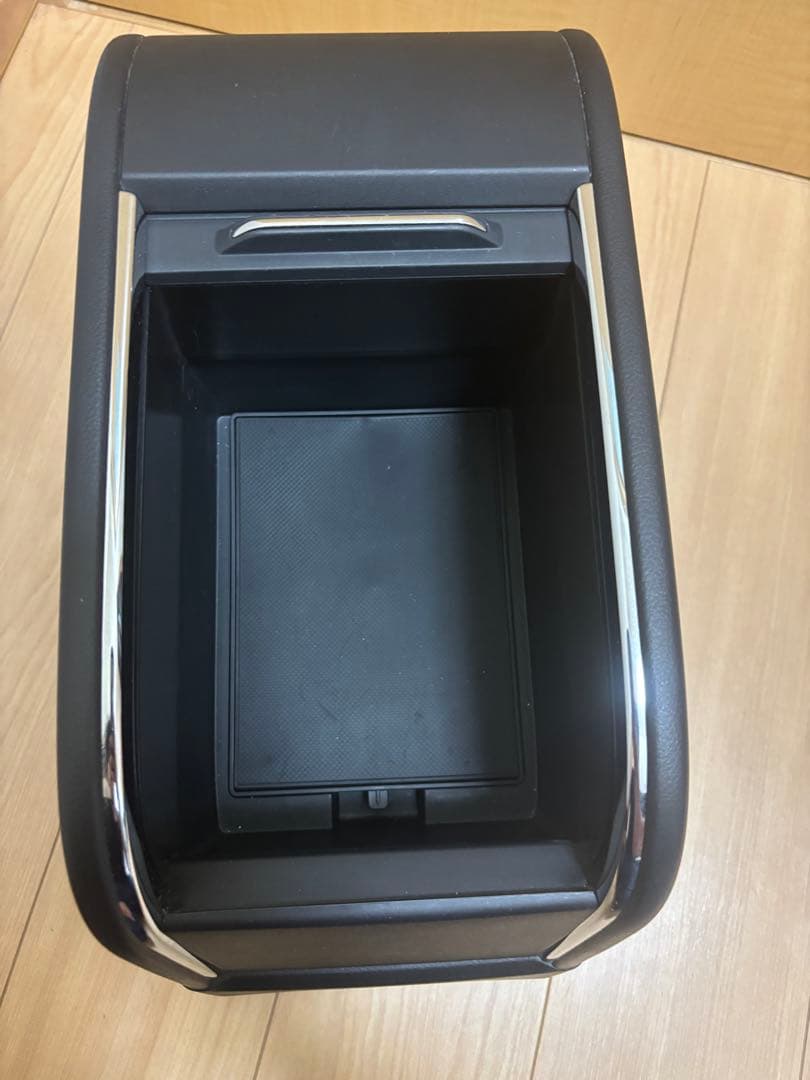 chie & t SHOP専用 オデッセイRC センターコンソールボックス　美品