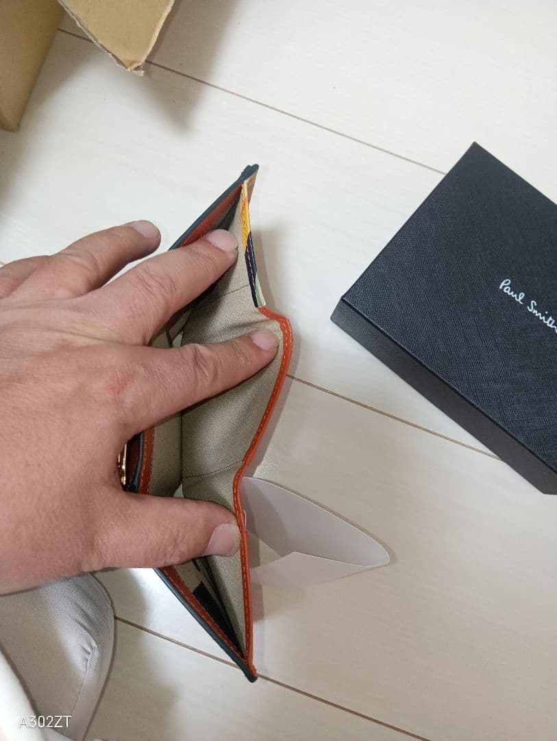 Paul Smith グリーン 二つ折り財布ユニセックス定価28600円