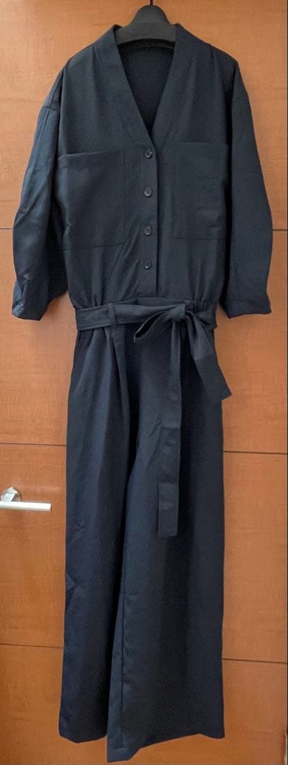 【未使用】meri ミーリー Vネック オールインワン ネイビー