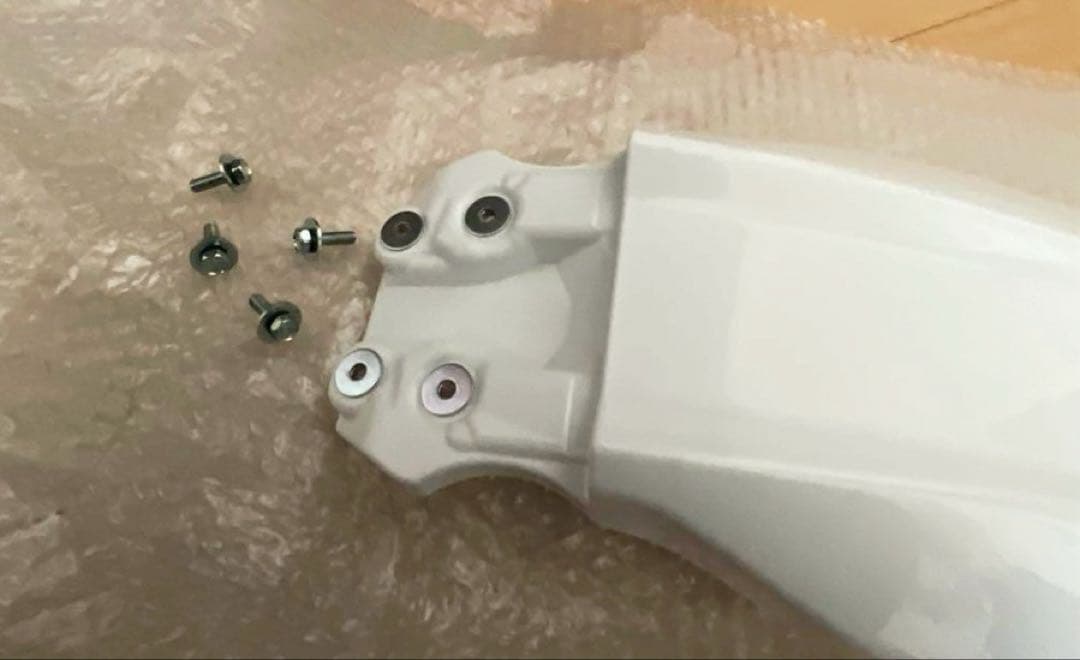 ホンダCL250 フロントアッパーフェンダー 取り付けネジ付き