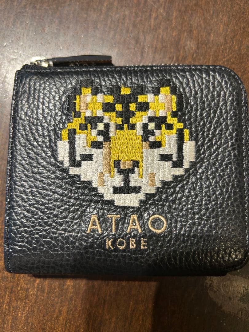 ✨美品✨ATAO ZOOシリーズ　Tiger折り財布