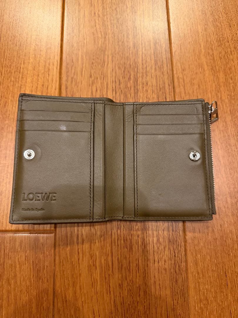 LOEWE スリムコンパクトウォレット