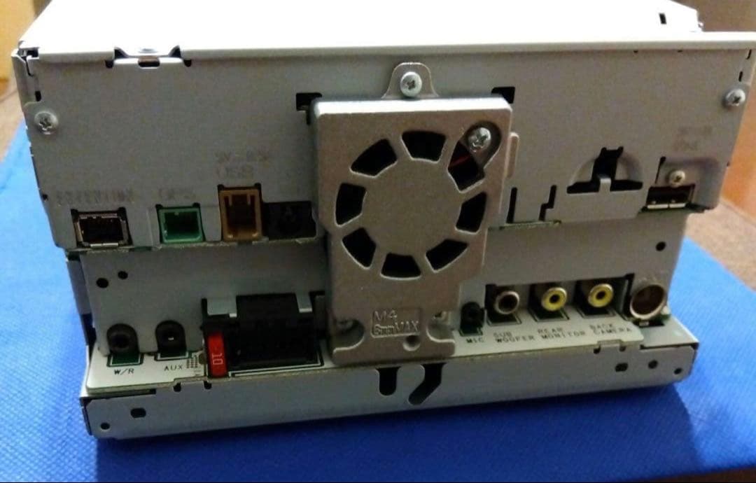 美品 カロッツェリア carrozzeria カーナビ AVIC-RZ503