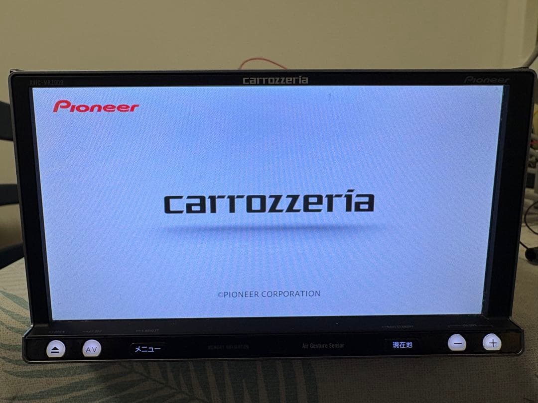 ★Carrozzeria PioneerカーナビAVIC-MRZ009★