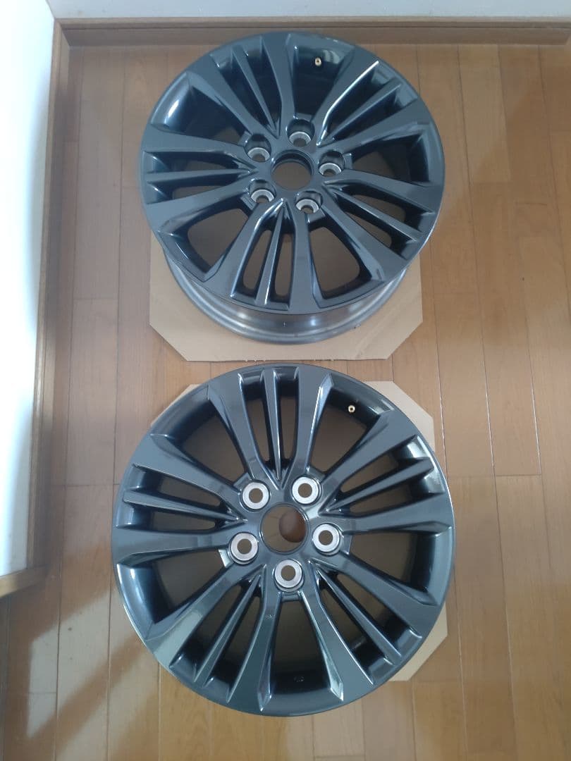 ヴォクシー　１６インチ純正アルミホイール２本セットＢ