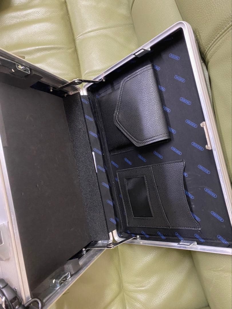 RIMOA TOPAS 2WAYアタッシュケース カラー シルバー