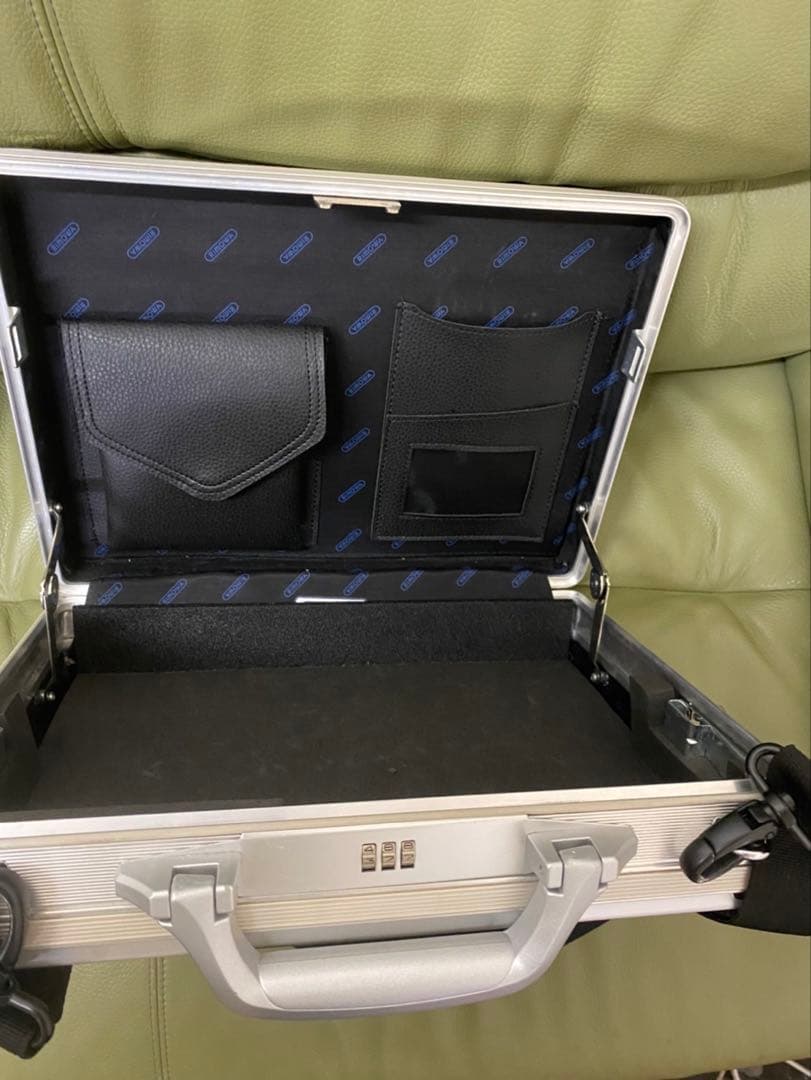 RIMOA TOPAS 2WAYアタッシュケース カラー シルバー