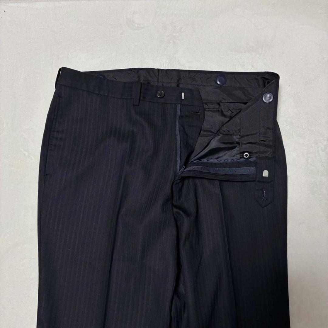 ザスーツカンパニー スリーピーススーツ ストライプ センターベント 裏地派手 黒