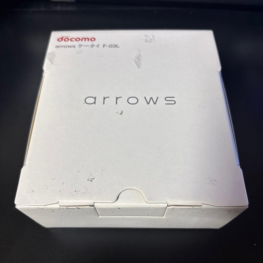 docomo arrows F-03L 本体