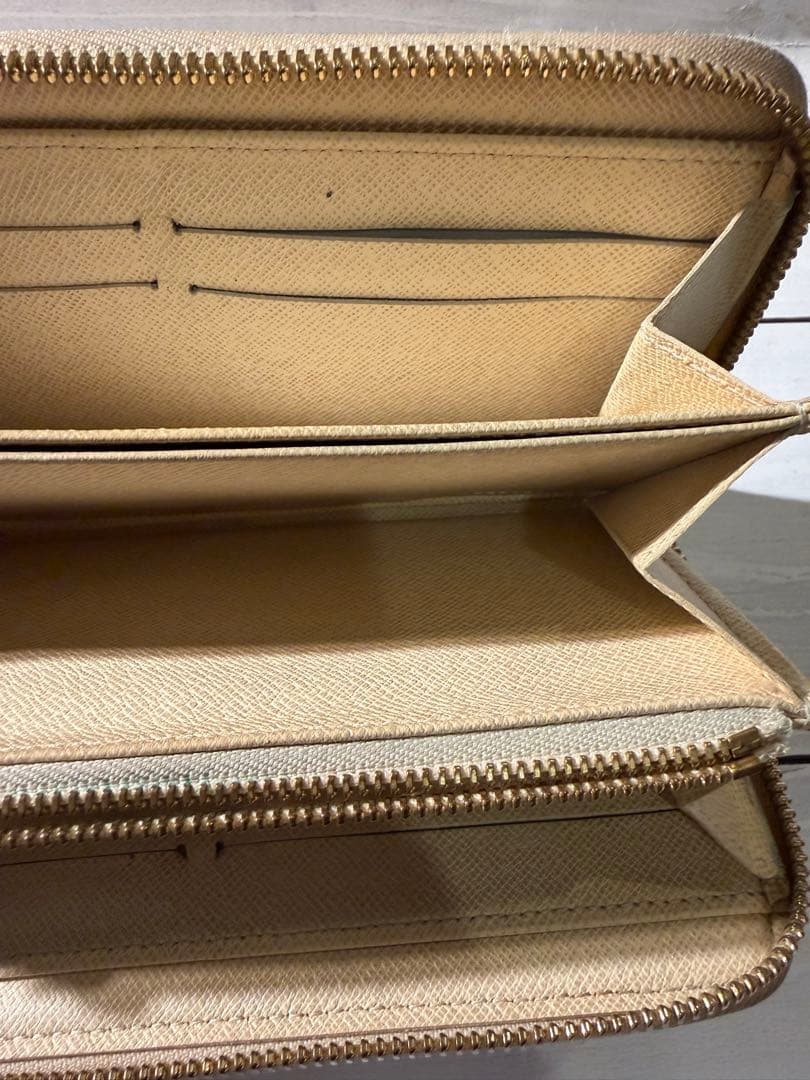 値下げ！ルイヴィトン ダミエアズール ジッピーウォレット N60019