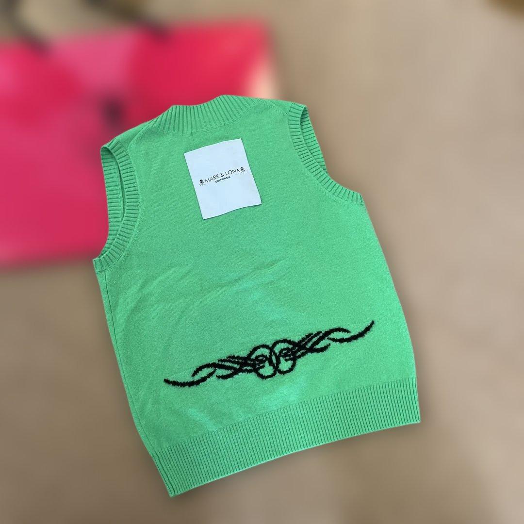 マーク＆ロナ　カシミヤベスト　38