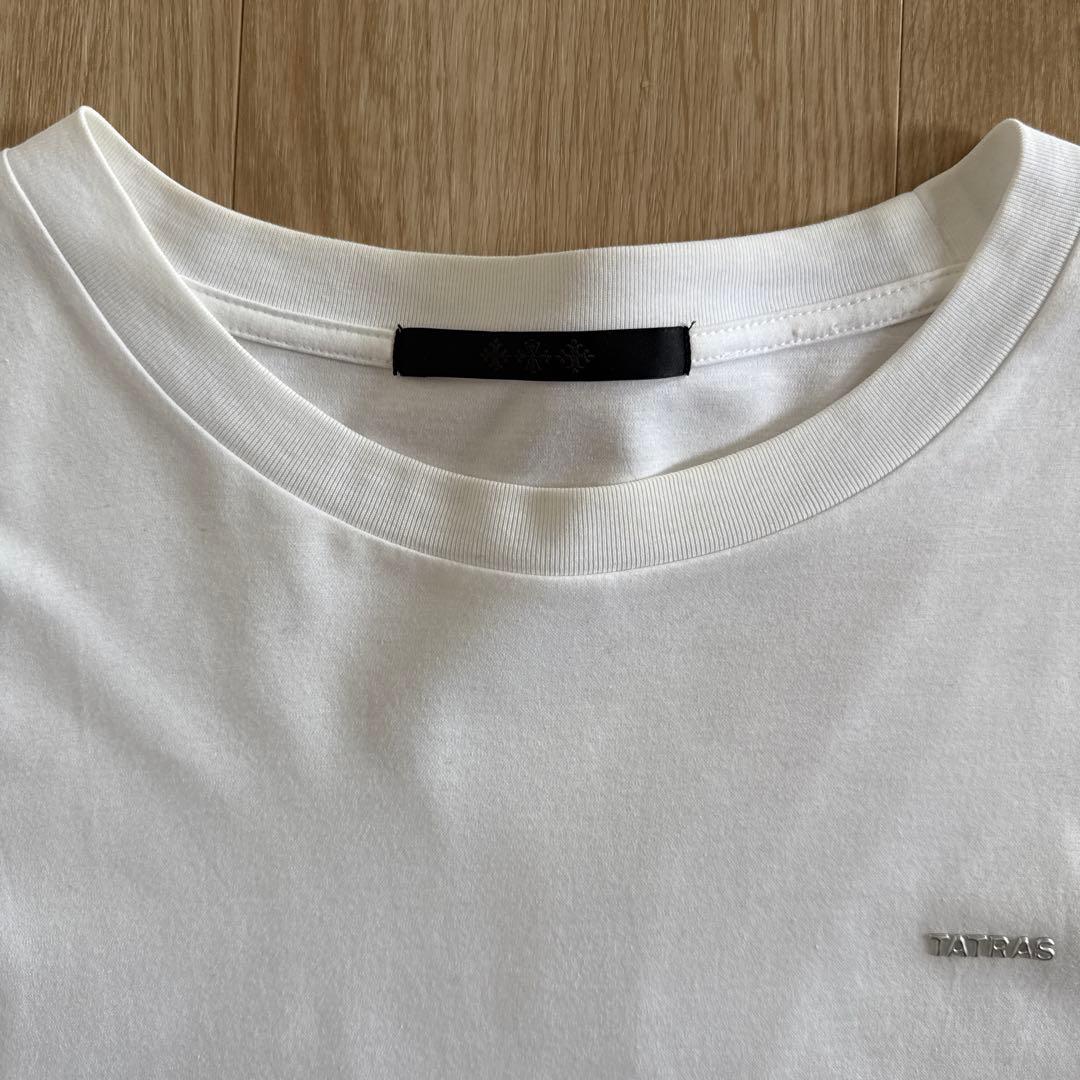タトラス　ホワイト 長袖カットソー 袖刺繍