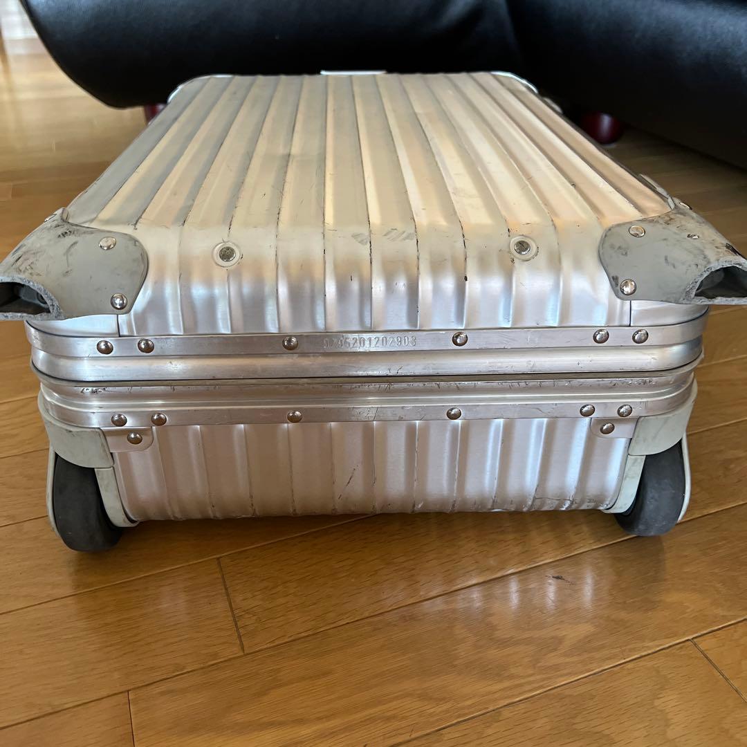 RIMOWA シルバー　アルミ　二輪