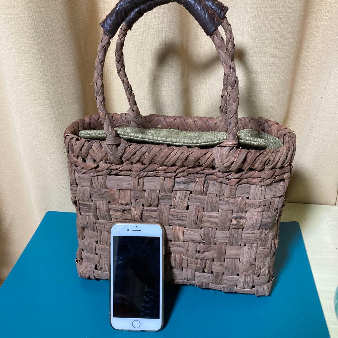 山葡萄カゴバッグ（国産） 持ち手革カバー付き　内布付き　 手作り