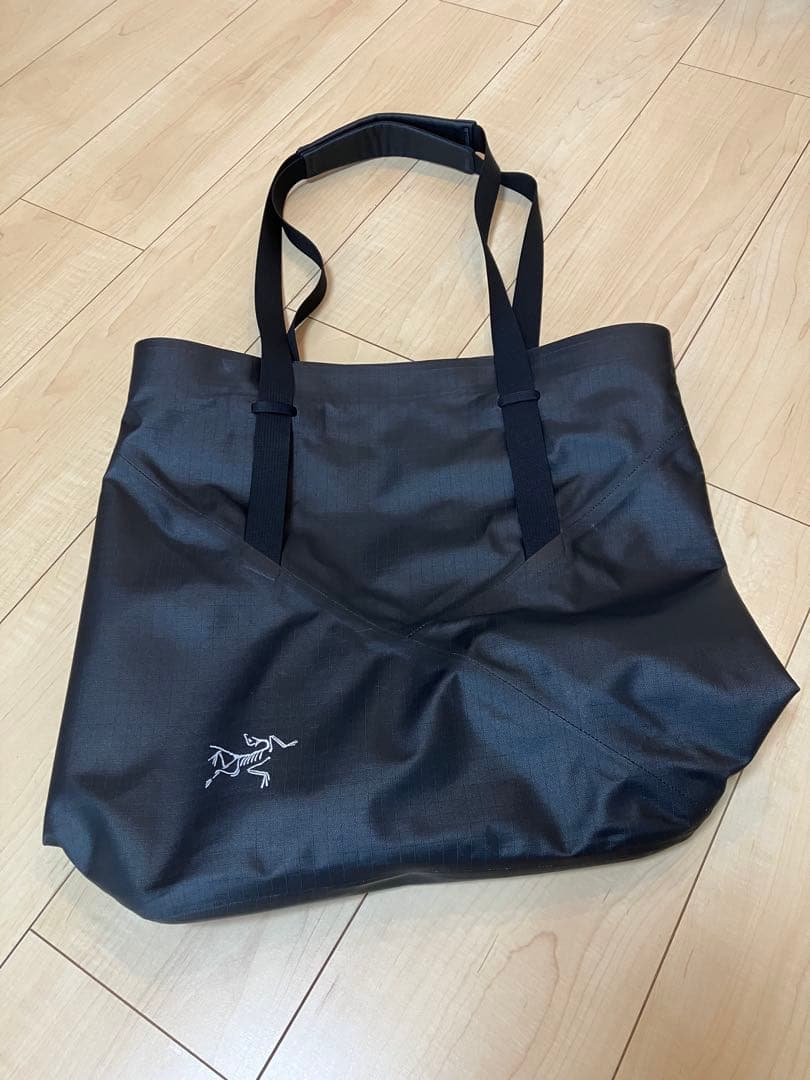 ⭐️アークテリクス ブラック トートバッグ