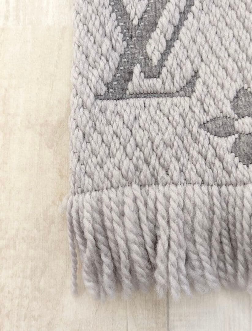 【Louis Vuitton】【美品】エシャルプロゴマニア