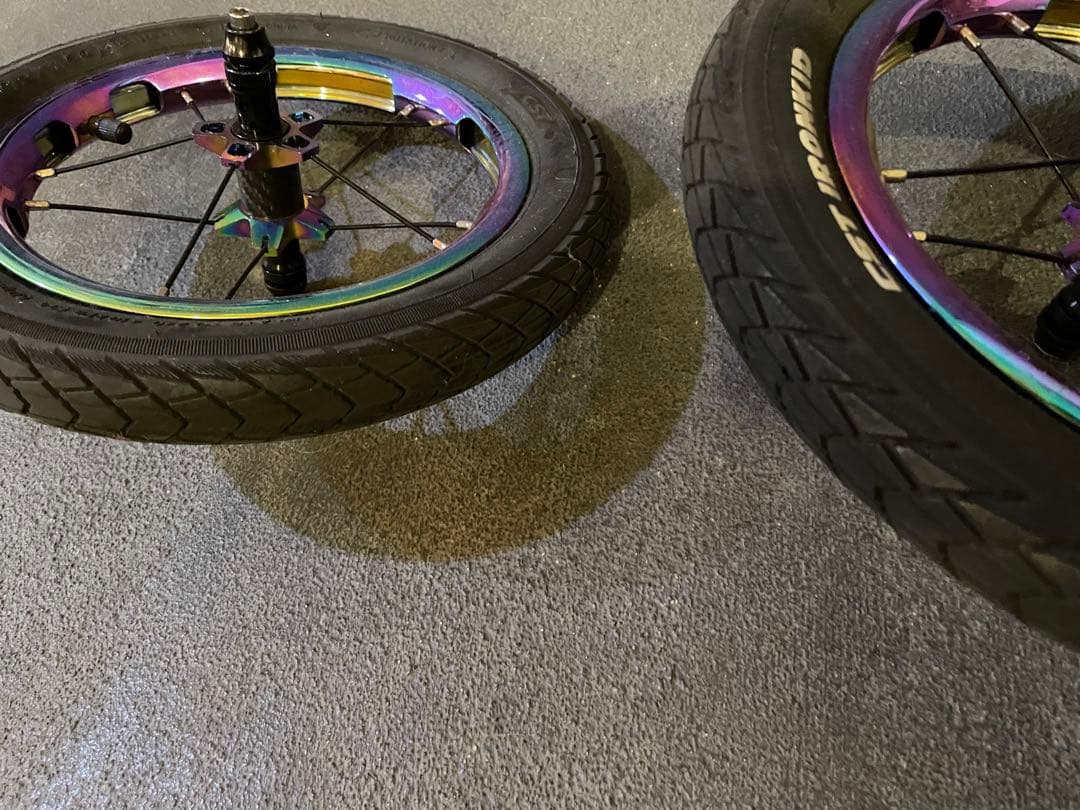 お値下げ中　レーシング ホイール マジョーラ ＋CSTタイヤセット ストライダー