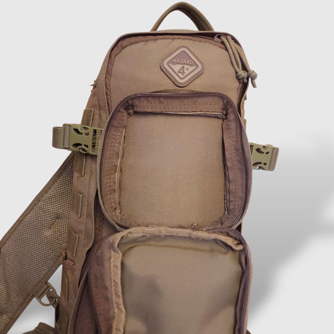 HAZARD4 (ハザード4) Evac シリーズ スリングバッグ コヨーテ