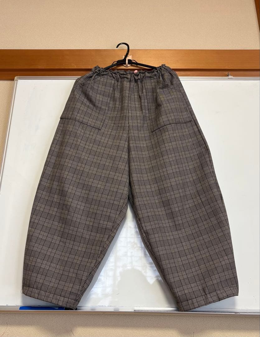 ハンドメイドのベストとパンツ　センソユニコ風