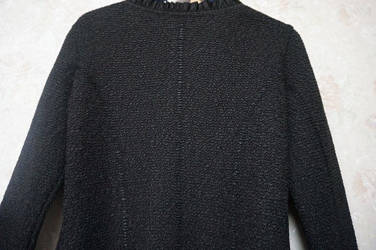 NOKO OHNOノコオーノ黒地に鮮やかな花柄ジャケット