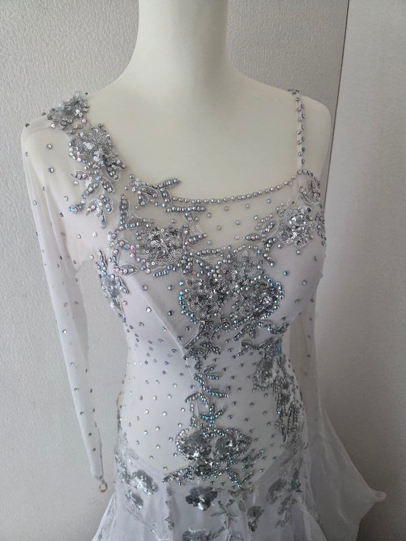 スタンダードドレス ホワイト ボールルーム 社交ダンス