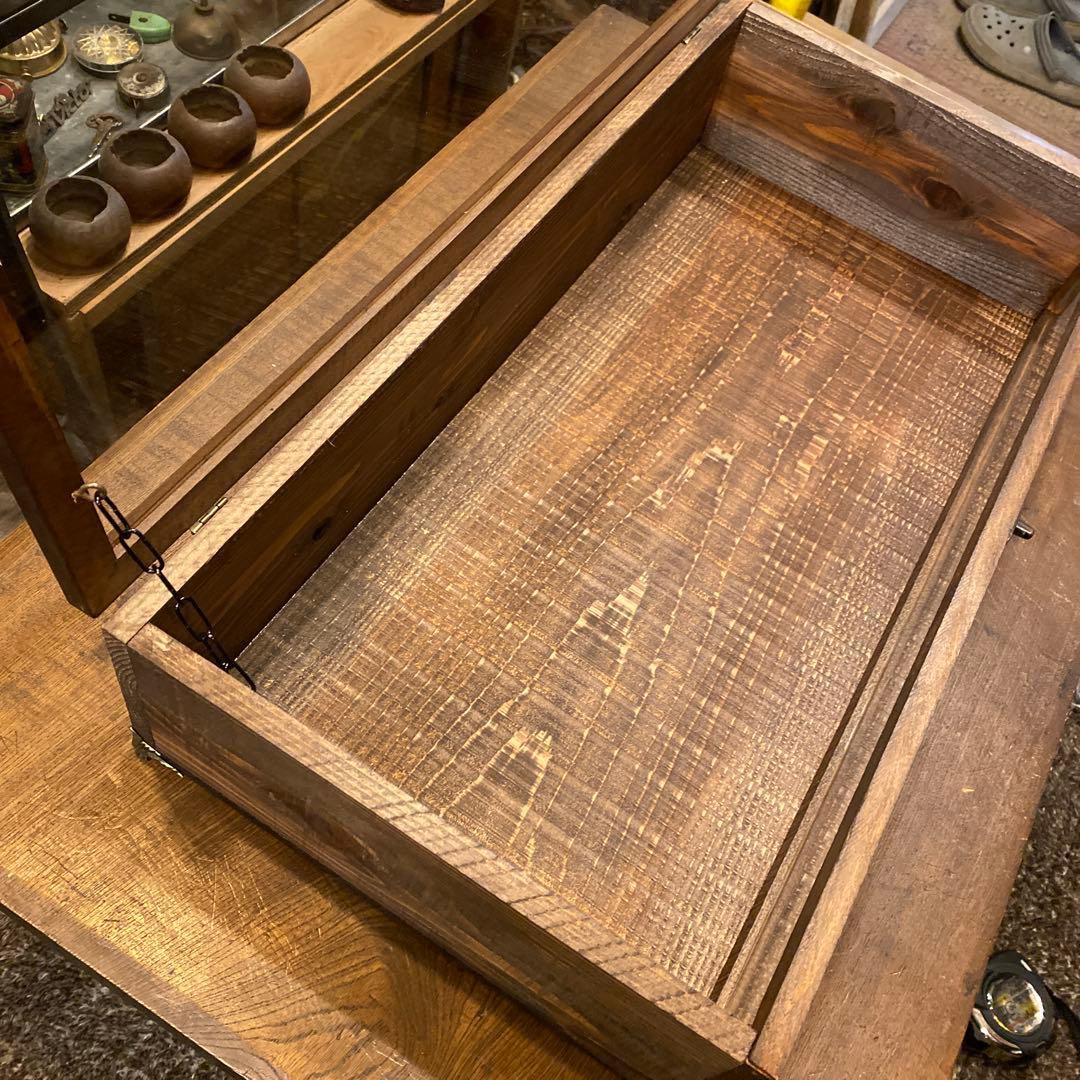 大きめ木製ガラスケース