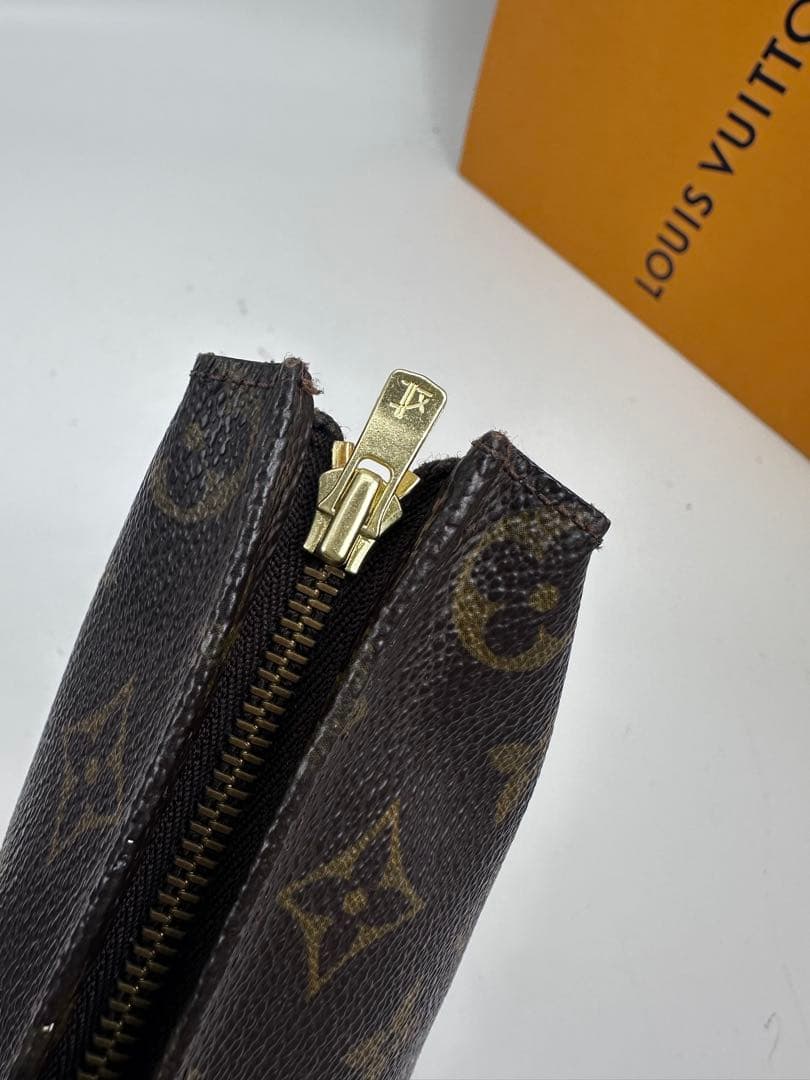 ルイヴィトン　モノグラム　ポッシュトワレット26 クラッチバッグ