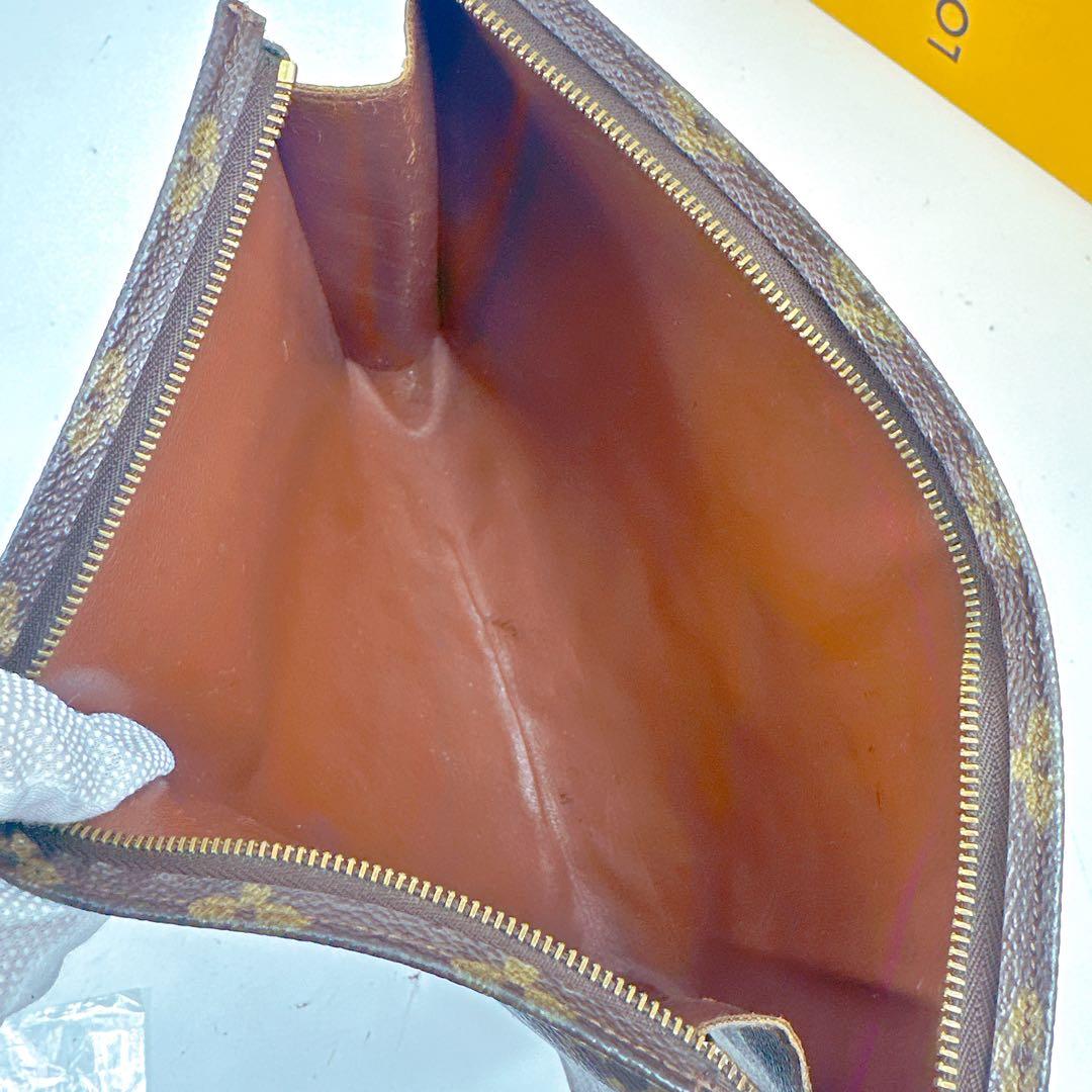 ルイヴィトン　モノグラム　ポッシュトワレット26 クラッチバッグ