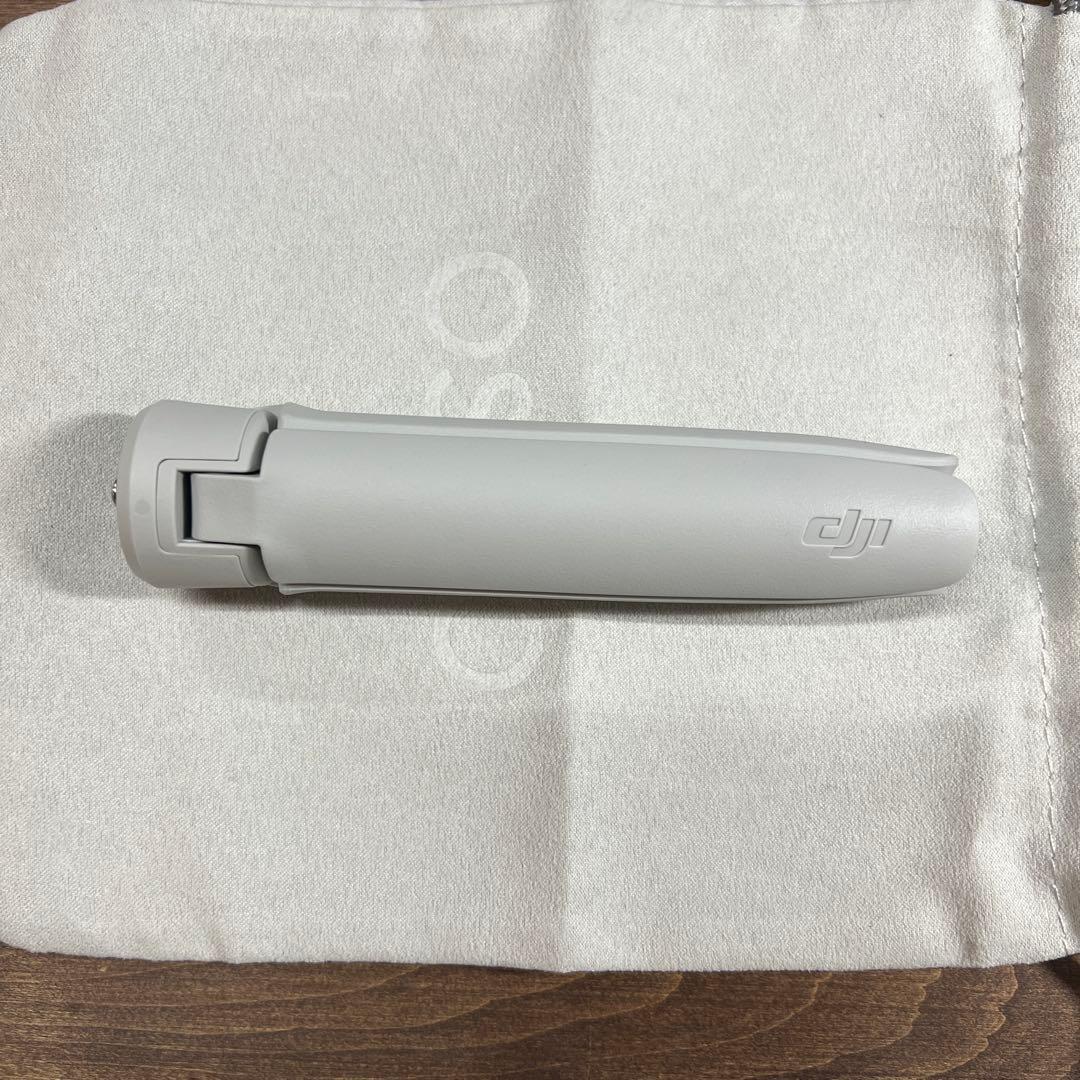 505720 Osmo Mobile SE 3軸スマホジンバル+ ライト