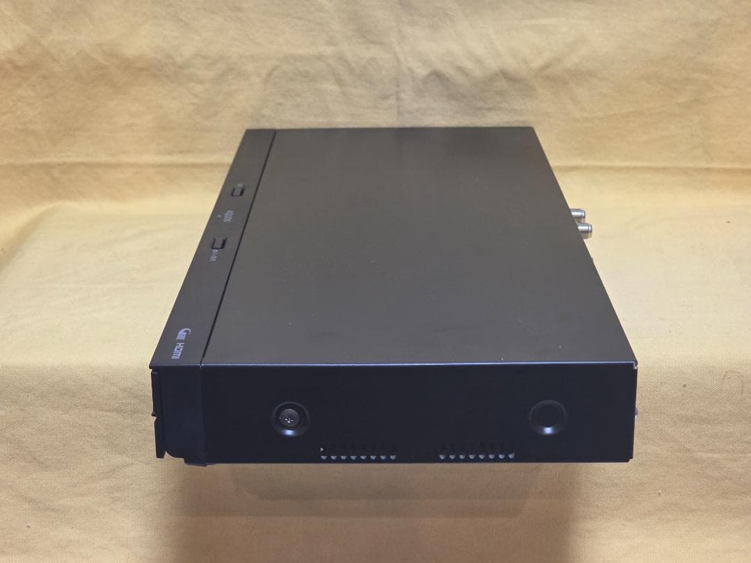 SHARP AQUOS BDレコーダー BD-NT1000　2016年製　整備品