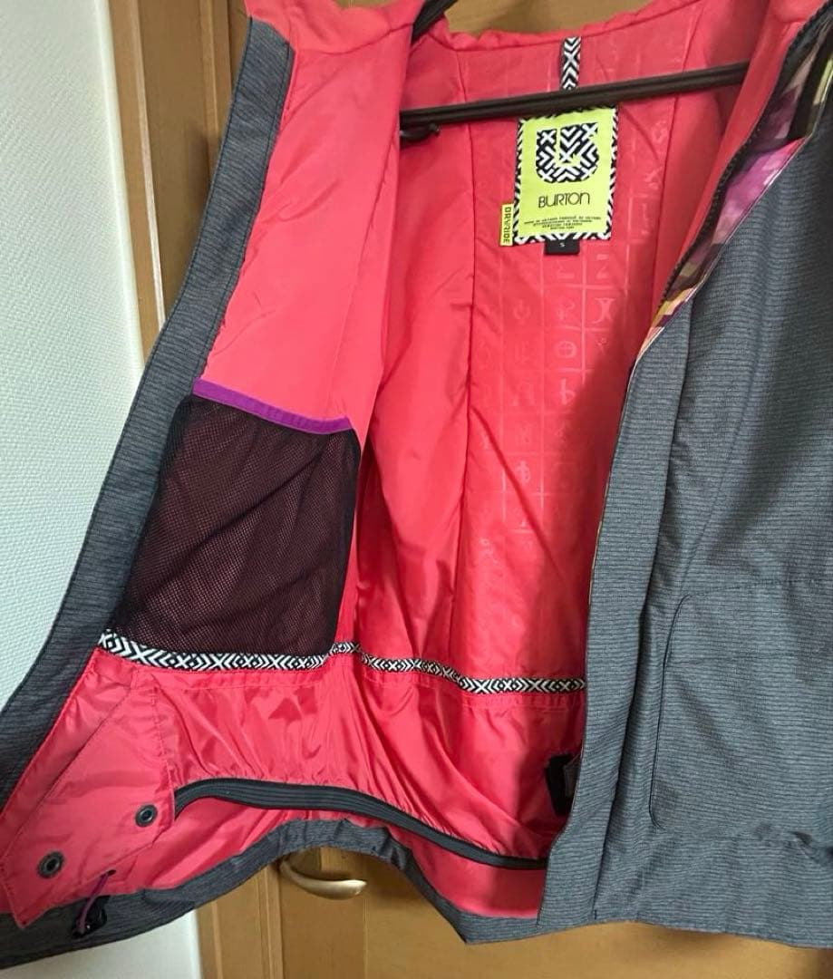 新品同様 BURTON バートン スノーボードウェア レディース グレー ピンク
