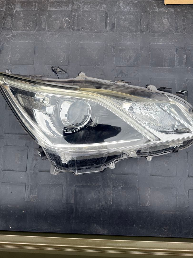 クラウンヘッドライト　grs214 右