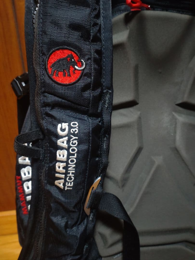 MAMMUT AIRBAGTECHNOLOGY 3.0 エアバッグ付バックパック