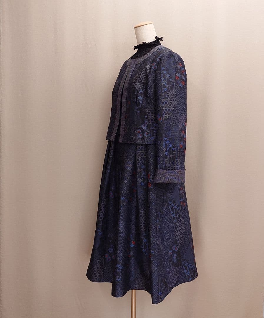 着物リメイク 配色ジャケットとプリーツワンピース