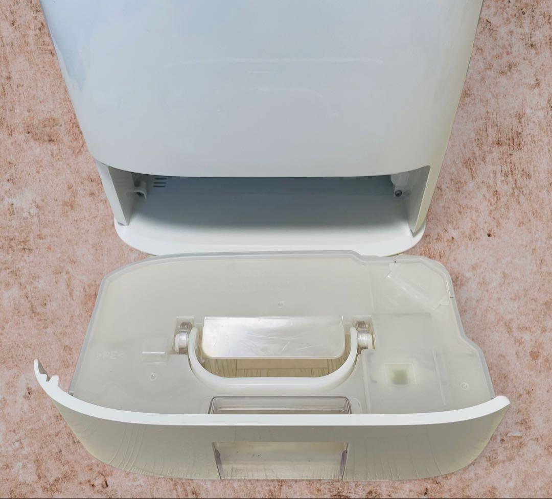 (美品) Panasonic F-YZRX60 衣類乾燥除湿機