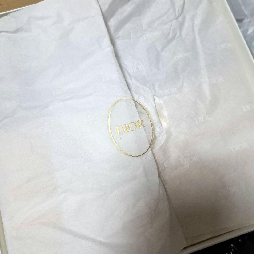 DIOR　ホリデーオファー　2024　新品　未使用