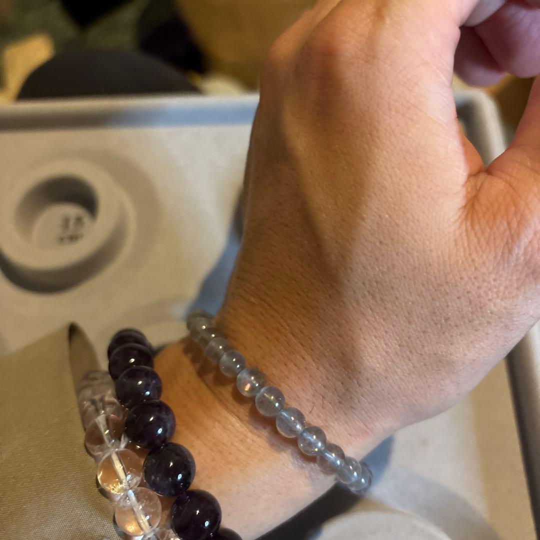 めちゃ綺麗なラブラドライト！カナダ産！すんごいくる！