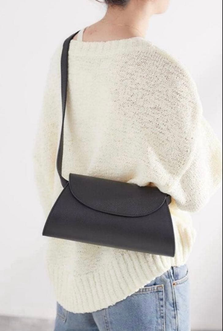 AULENTTI/オウレンティ　[DOLLARO] ME：ショルダーバッグ