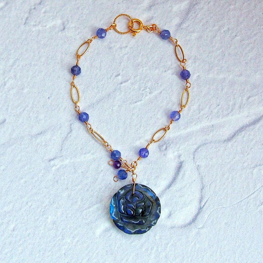 Kaya様　ラブラドライト　ローズカービング　ブレスレット　他2点