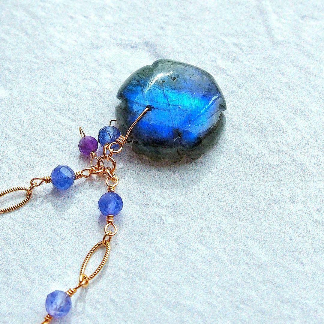 Kaya様　ラブラドライト　ローズカービング　ブレスレット　他2点