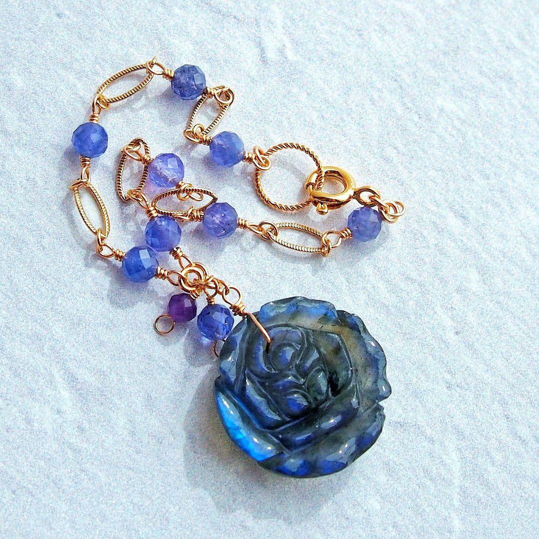 Kaya様　ラブラドライト　ローズカービング　ブレスレット　他2点