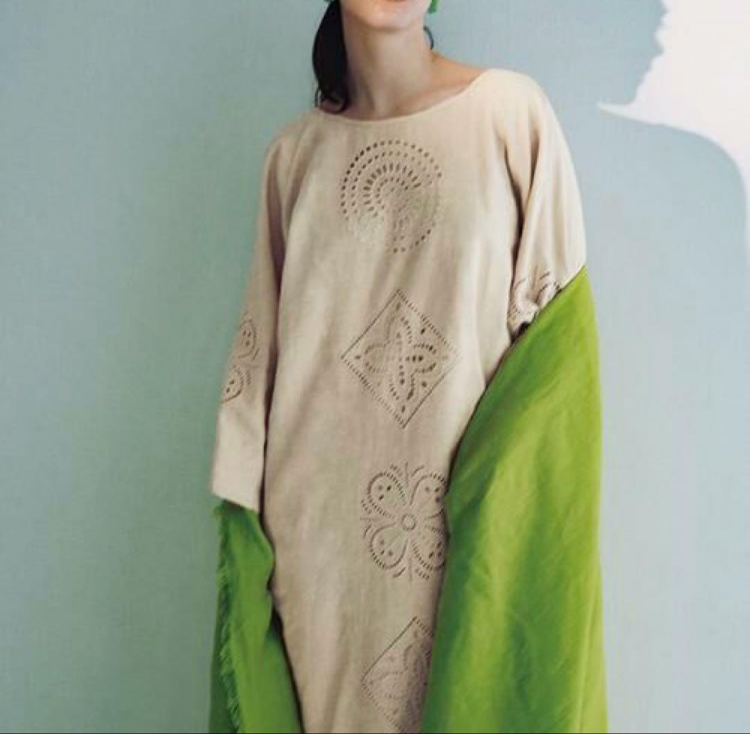 HOUSE OF LOTUS モザイクエンブロイダリーワンピース