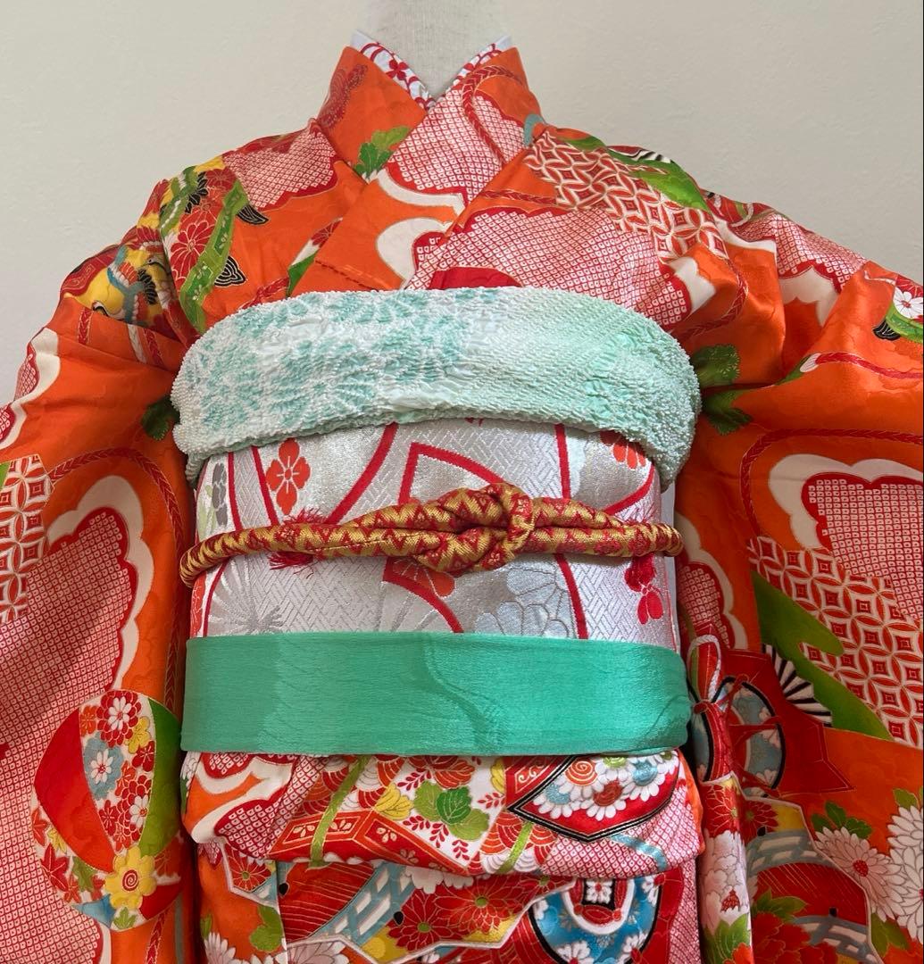 7歳　七五三　正絹着物　古典柄　帯　帯揚げ　帯締めのセットです。