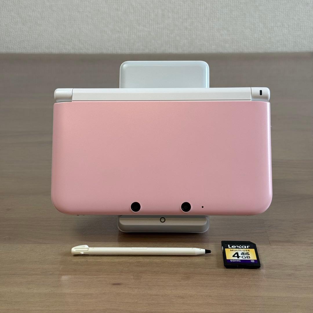 6-253【ほぼ未使用】ニンテンドー3DS LL ピンク×ホワイト