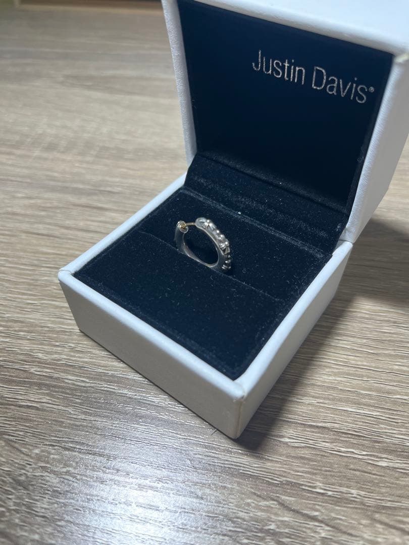 JUSTIN DAVIS SEJ703 ピアス　箱、保証書付き美品