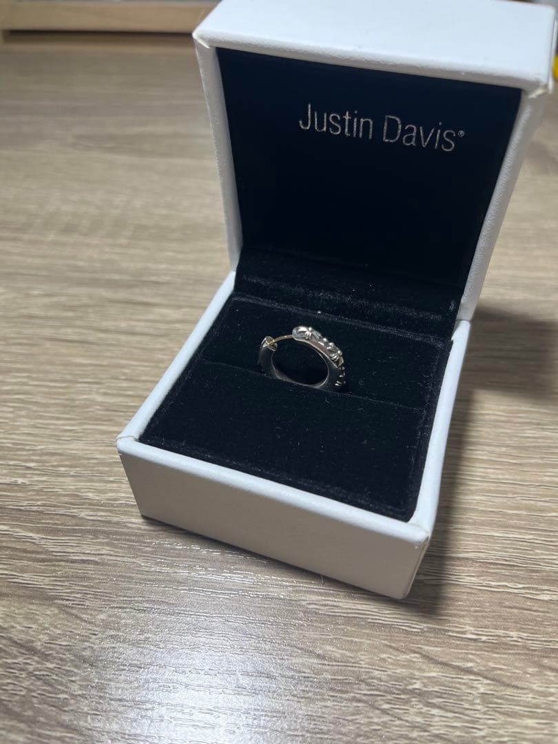 JUSTIN DAVIS SEJ703 ピアス　箱、保証書付き美品