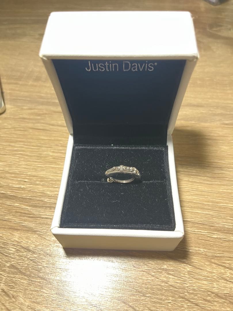 JUSTIN DAVIS SEJ703 ピアス　箱、保証書付き美品